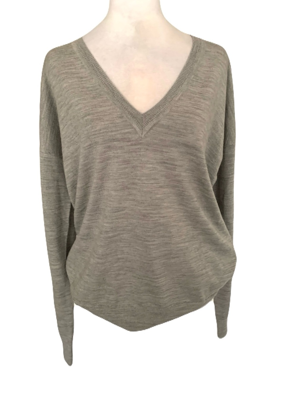 One x One Teaspoon Gray V-Neck Lightweight Women's Small Sweater Capsule Casual